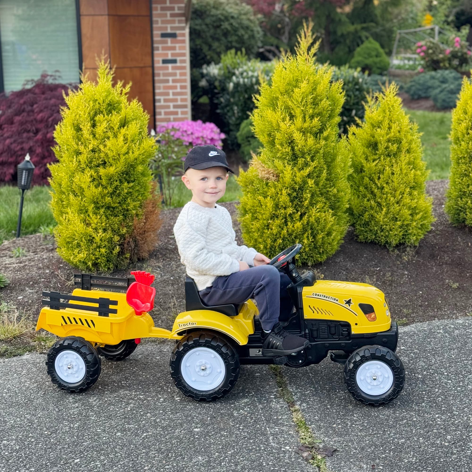 Kids Ride on Tractor with Back Trailer image 8
